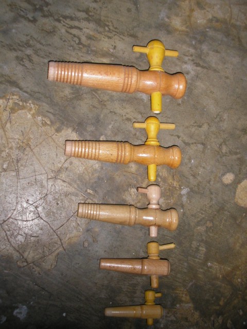Rubinetto ottone conico per  botte botti legno o vetro 1 e 2 litri Ø 11 mm 