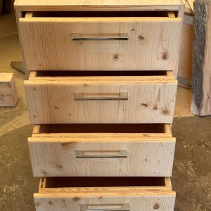 Mobile Cassettiera In Legno Massello